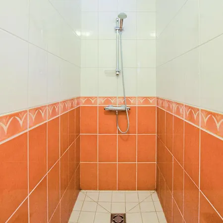 Дом отдыха 3 Bedroom Beautiful In