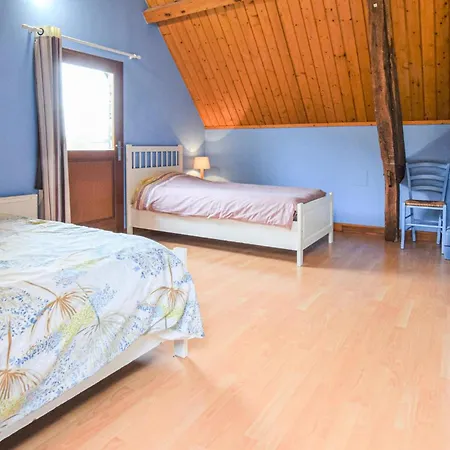 Hébergement de vacances 3 Bedroom Beautiful In Hattenville