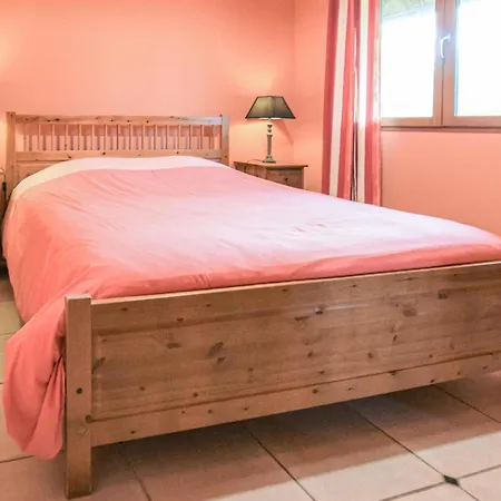 Hébergement de vacances 3 Bedroom Beautiful In