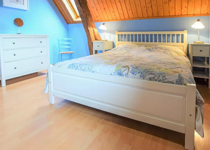 3 Bedroom Beautiful In Hattenville