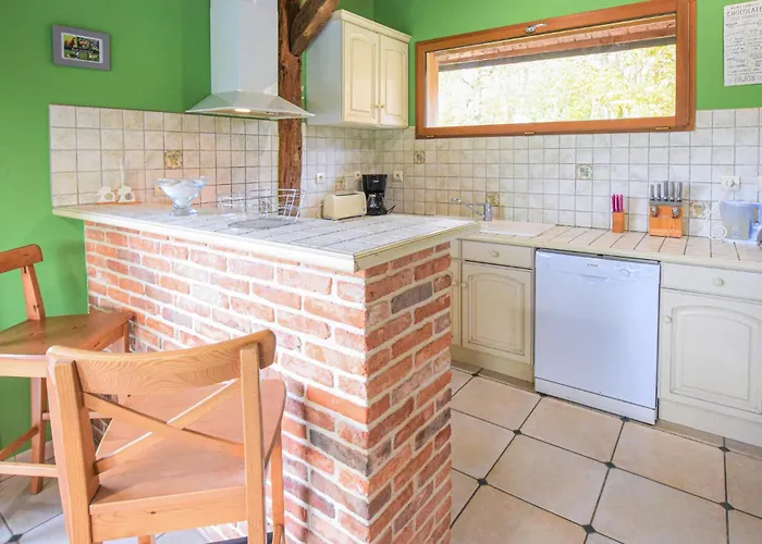 3 Bedroom Beautiful In Hattenville